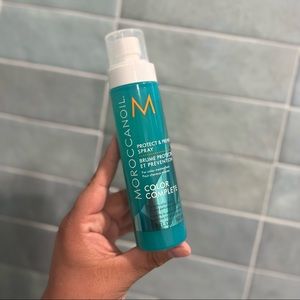 Moroccan oil prevent and protect spray
